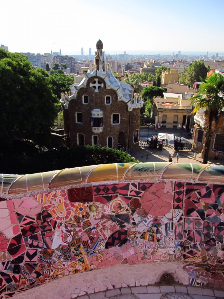 Скамья в парке Гуэль