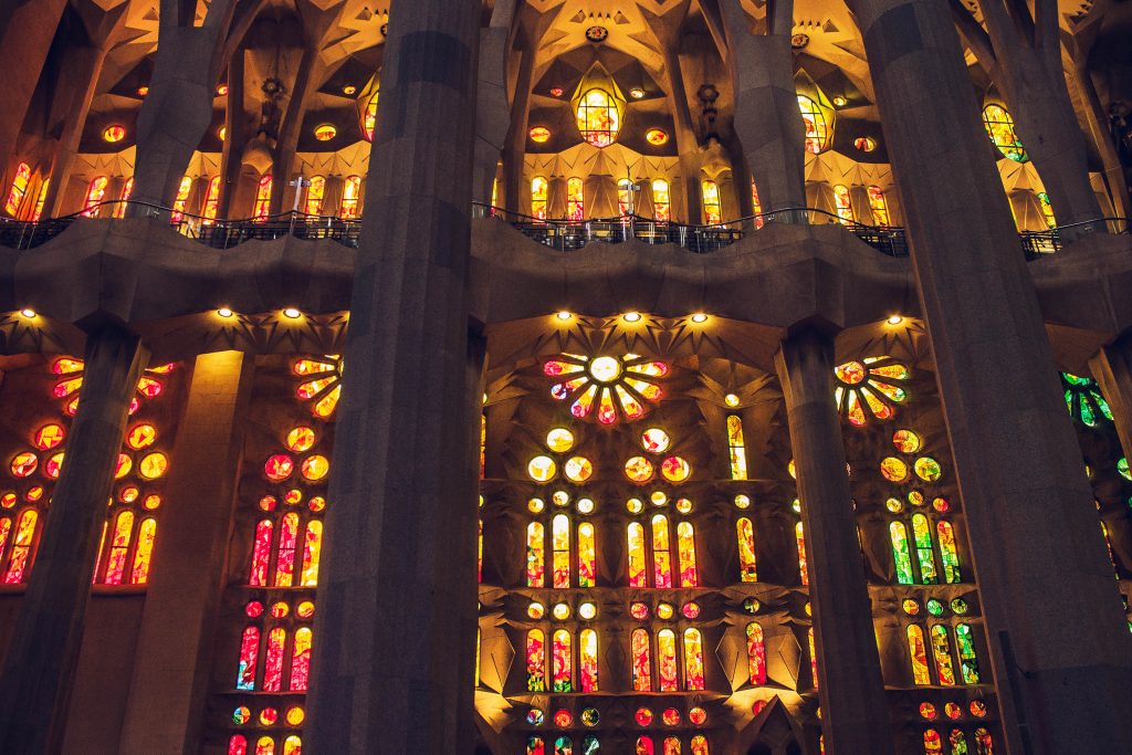Собор Святого Семейства внутри