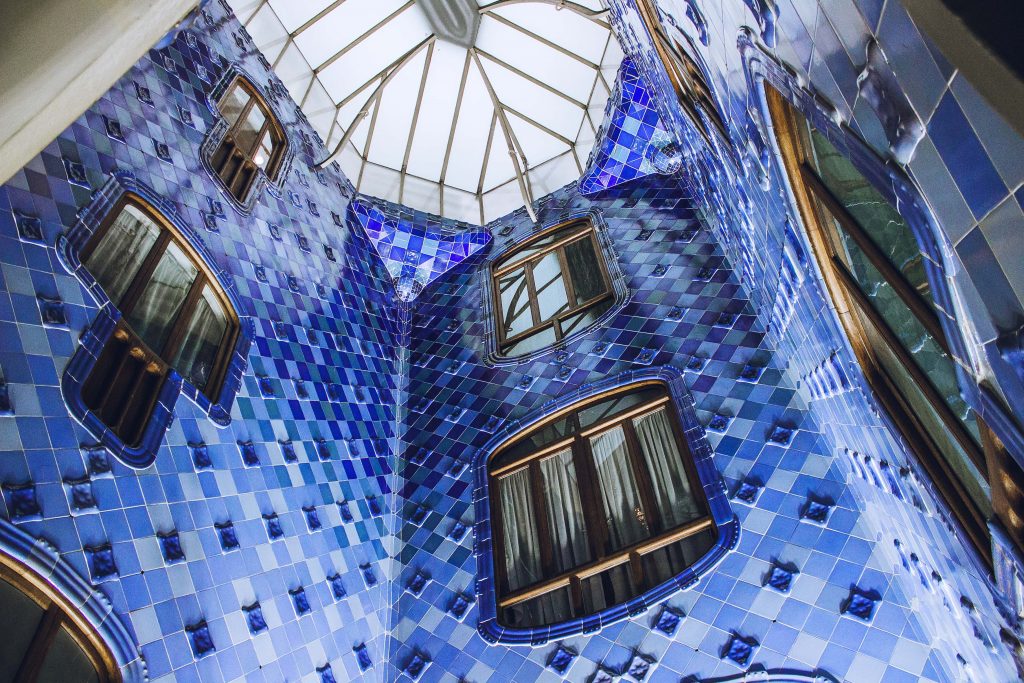 Двор дома Бальо