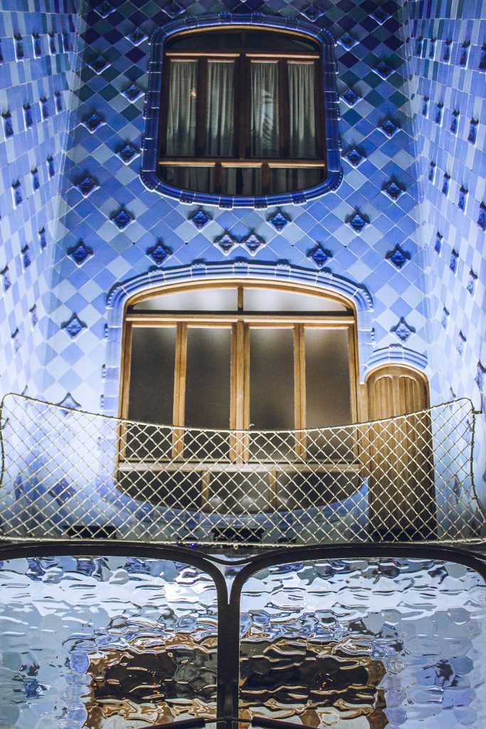 Подъезд дома Бальо