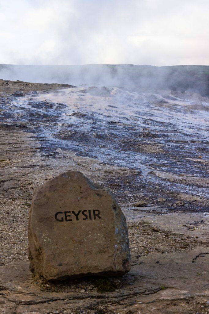 Долина гейзеров в Исландии
